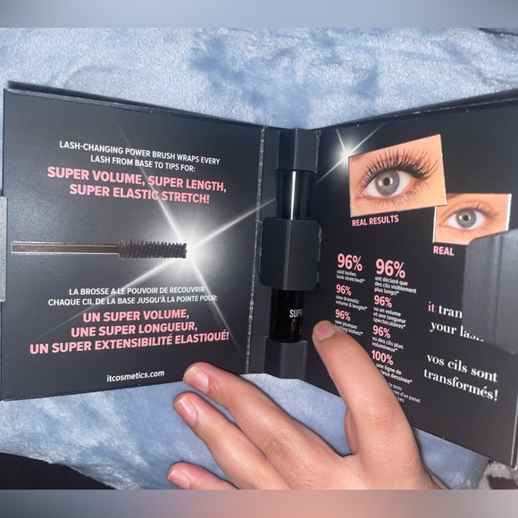 NWT It cosmetics superhero  black mascara mini - Picture 3 of 4